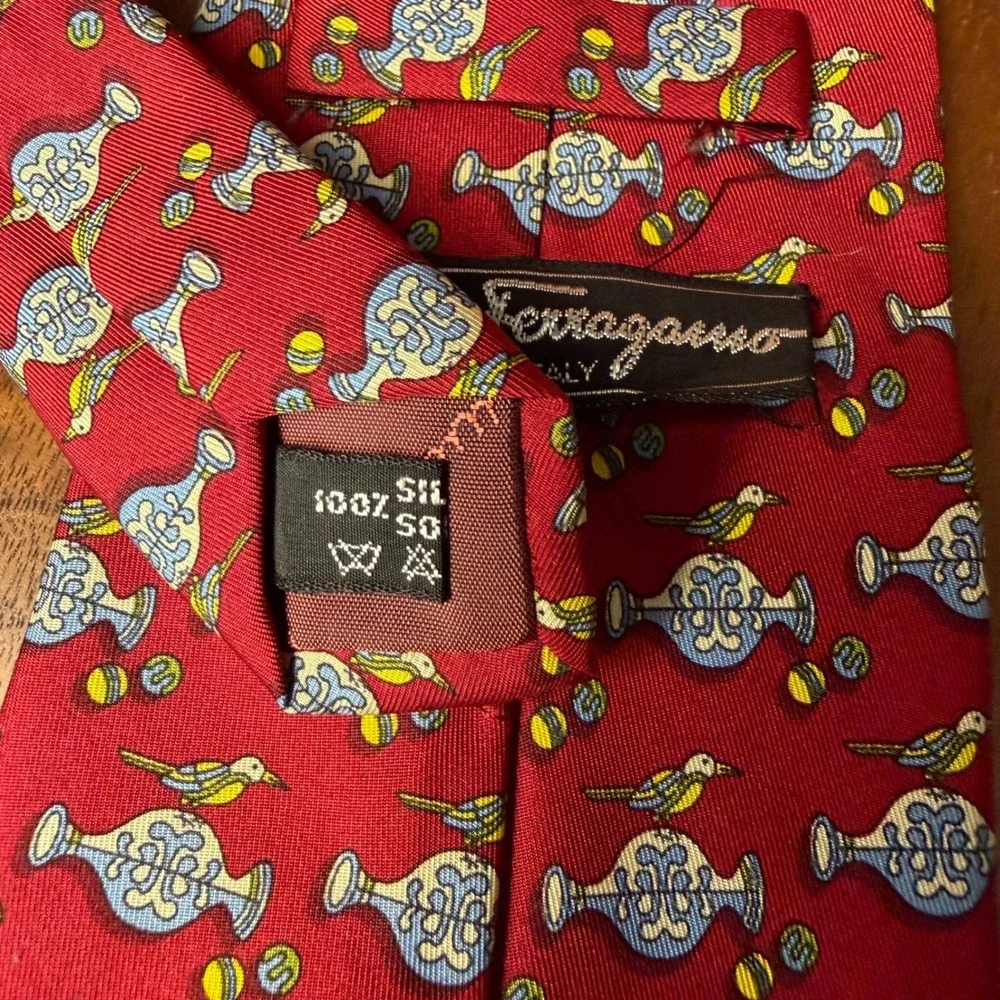 Salvatore Ferragamo Necktie Red Bird Print 100% Silk Made in Italy